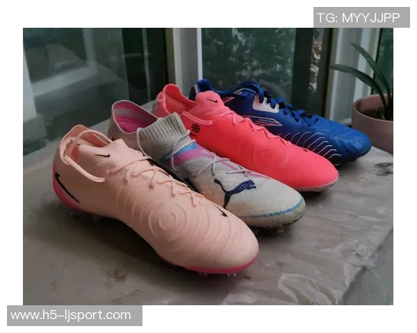 耐克中端足球鞋评测与推荐提升你的球场表现与舒适体验