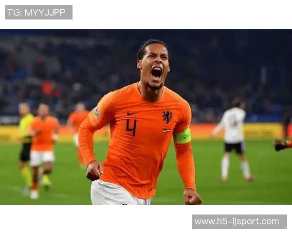 足球史上最强前锋的传奇之路与影响力解析