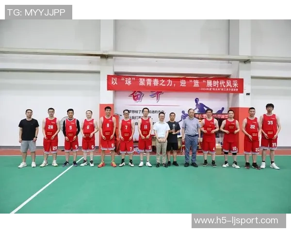 足球宝贝展现魅力与风采让我们一起感受青春的热情与活力